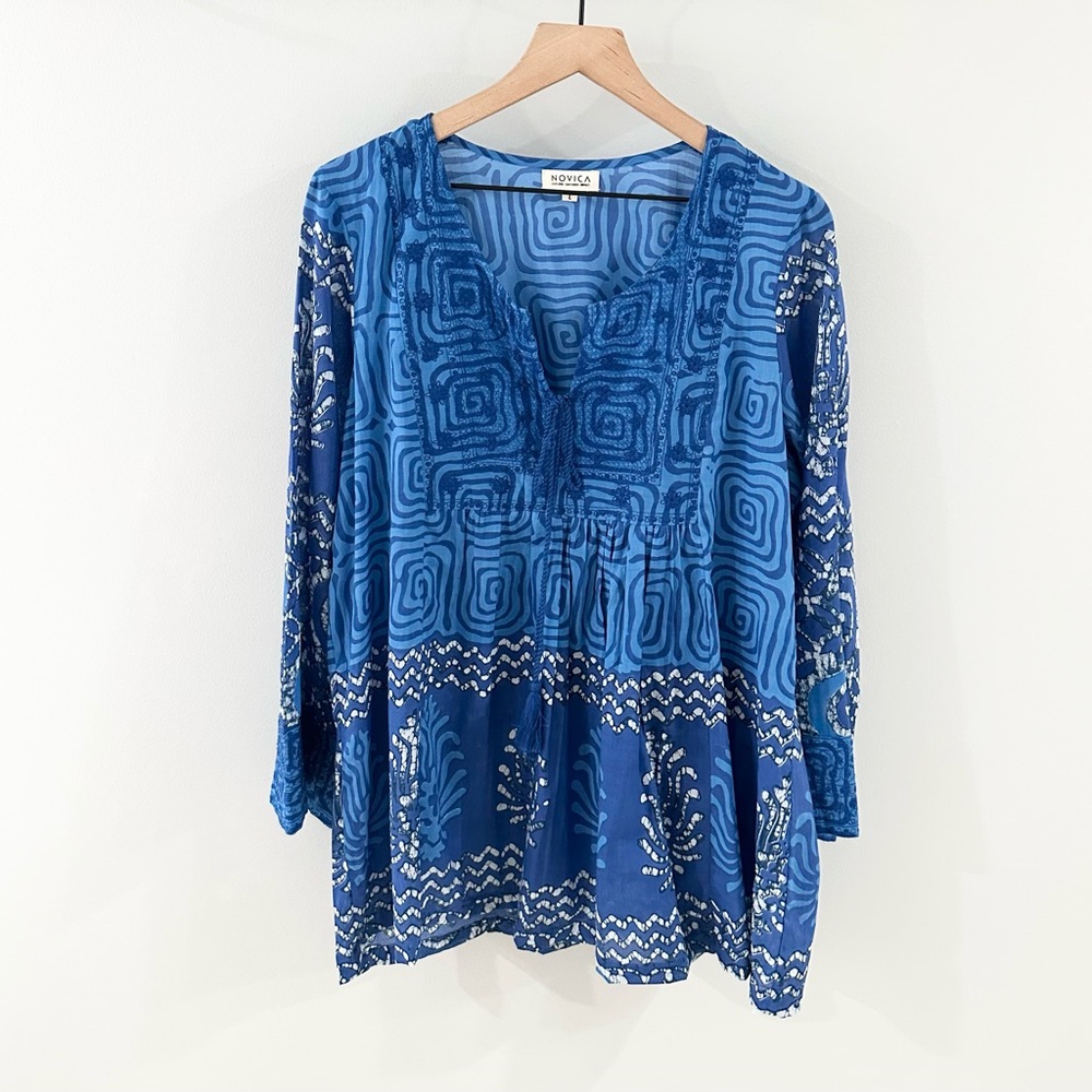 Novica Blue Patterned V-Neck Tunic Top